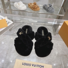 Louis Vuitton Slippers